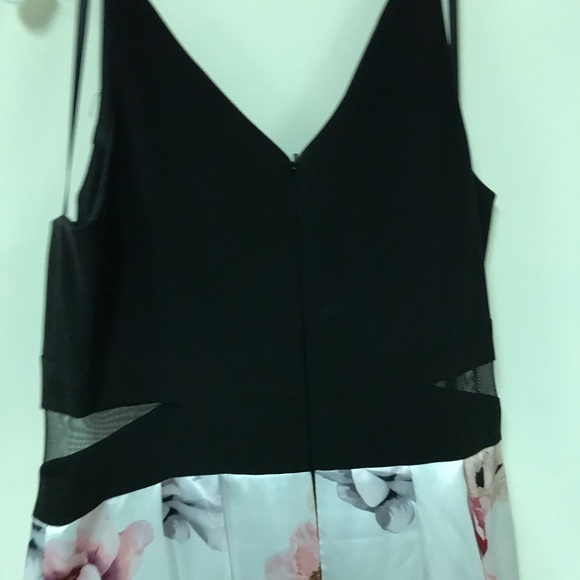 Prom dress - Picture 3 of 5